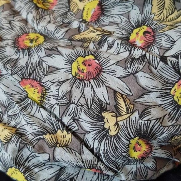 French Connection Floral Peplum Top - Size 4 - Picture 7 of 8